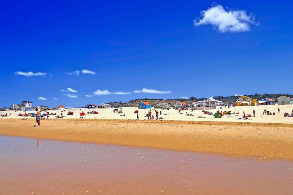 As 12 melhores praias da Costa da Caparica | VortexMag