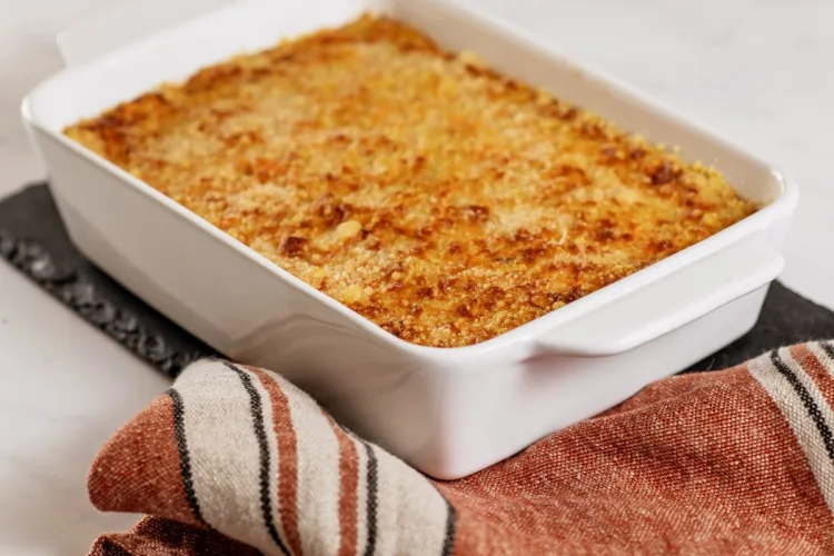 Bacalhau desfiado no forno