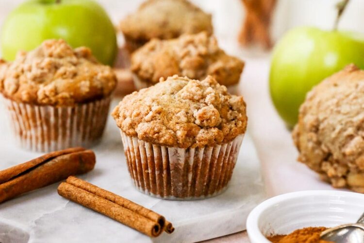 muffins de aveia, canela e maçã