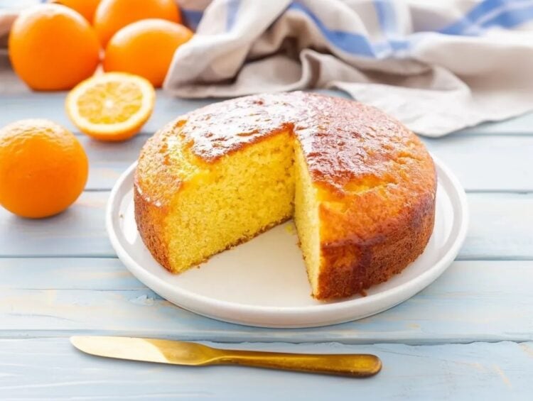 Bolo de laranja e erva-doce