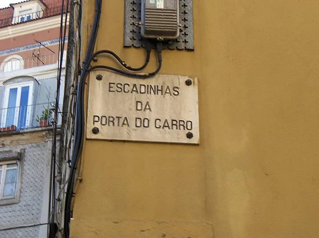 Escadinhas da Porta do Carro